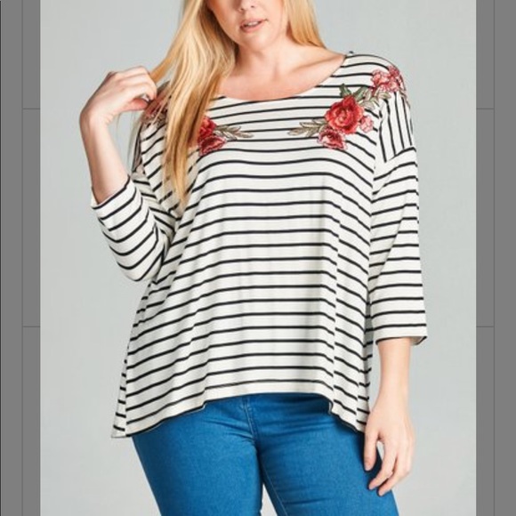 zulily.com Tops - Black & White Striped 3/4 Sleeve Floral Tunic 2X